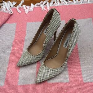 Steve Madden Rhinestone Pumps – NEW! Size 7.5